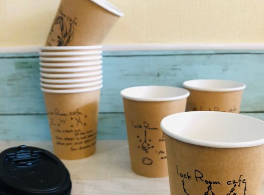 テイクアウト用カップ